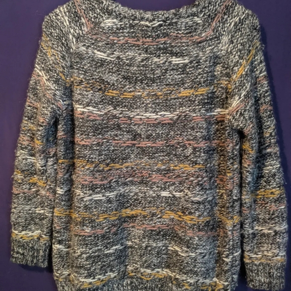 Wool, alpaca blend sweater. - Picture 3 of 4
